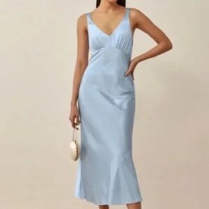 Reformation Daytona 100% silk dress *FLAW*